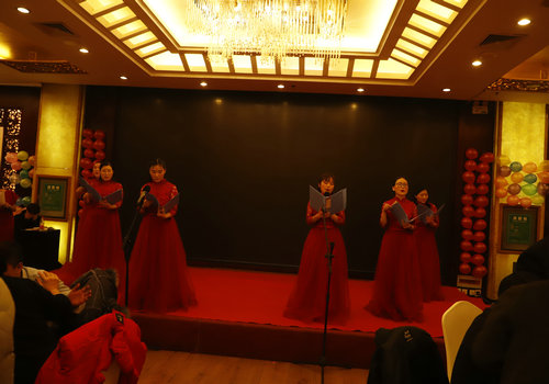 郑州痛风风湿病医院2019年新春联欢晚会”圆满落幕! 不忘初心 继续前行 我院“新梦想·新辉煌-2019年新春联欢晚会”圆满落幕!