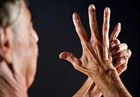 ͬǷʪΪʲô/Ϸˣȴ?